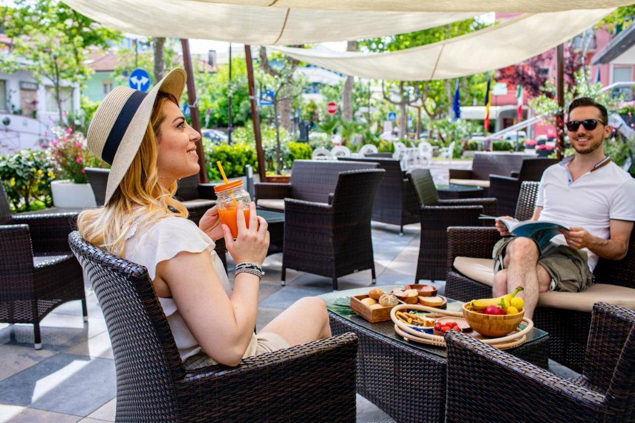 Hotel Stacchini تْشيزيناتيكو المظهر الخارجي الصورة