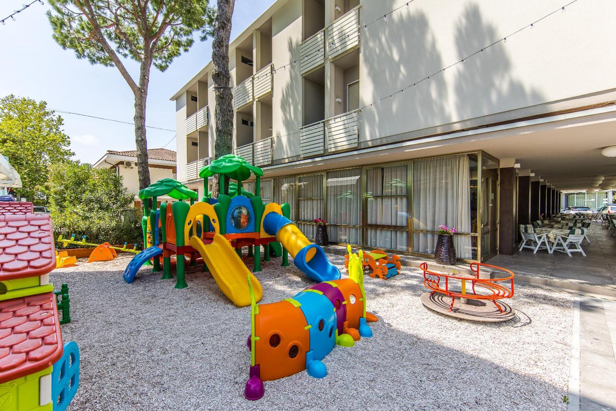 Hotel Stacchini تْشيزيناتيكو المظهر الخارجي الصورة